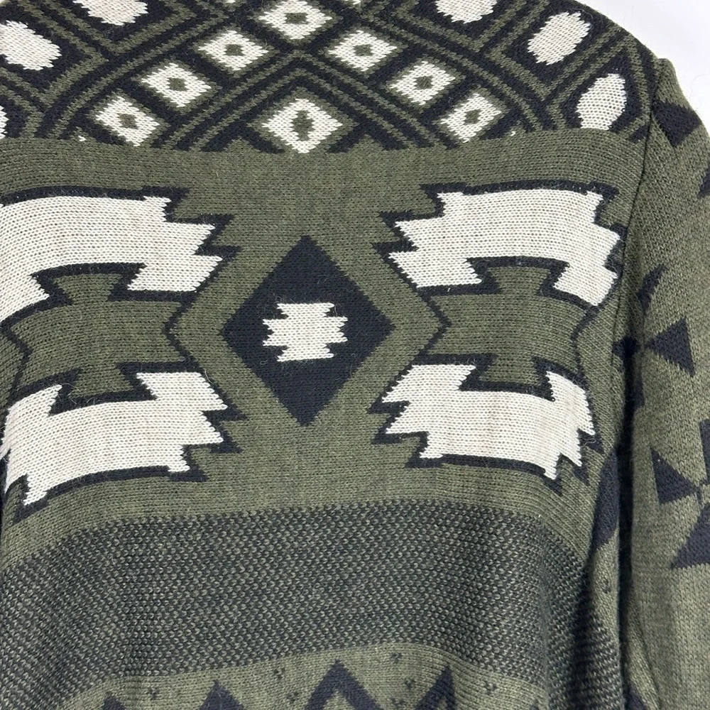 Women's Patterned Cardigan - Picture 4 of 8